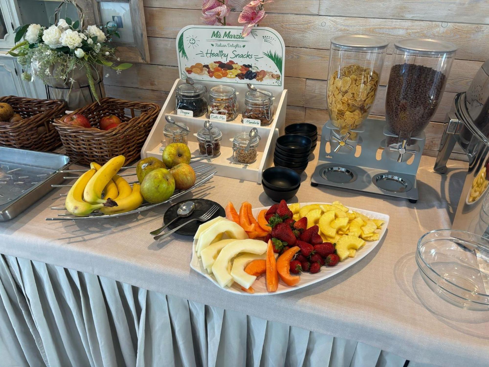 Hotel Garisenda B&B - In Centro A Riccione - Zewnętrze zdjęcie