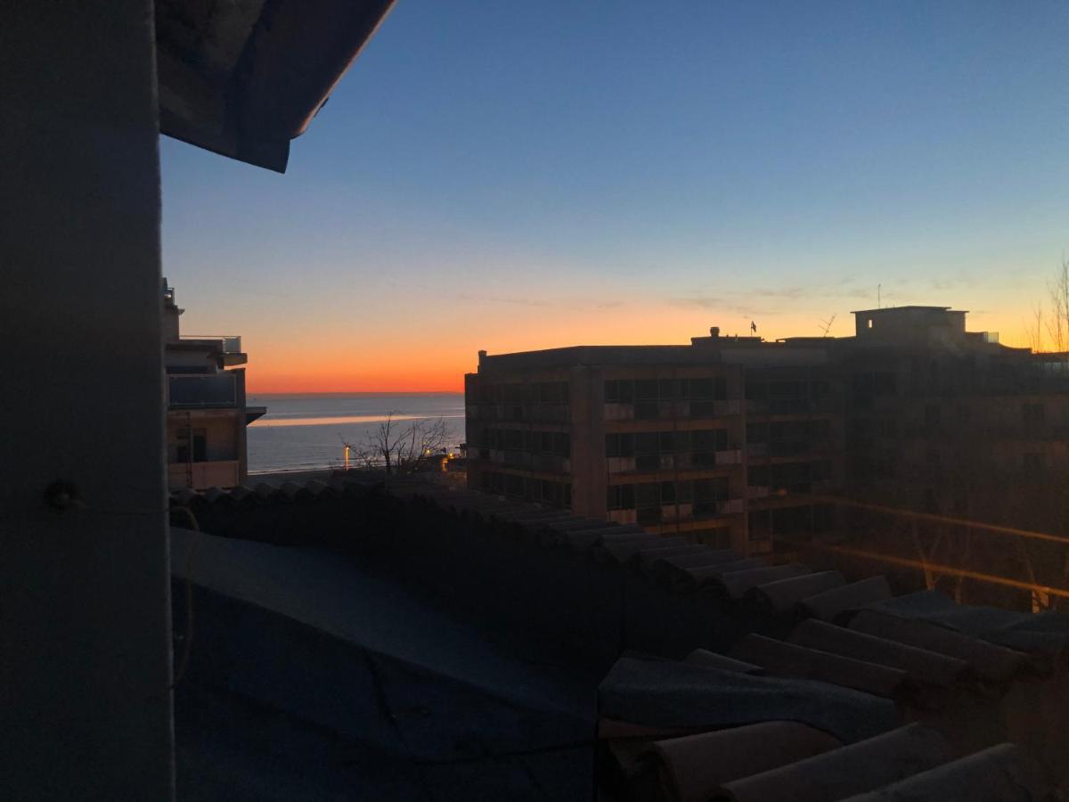 Hotel Garisenda B&B - In Centro A Riccione - Zewnętrze zdjęcie